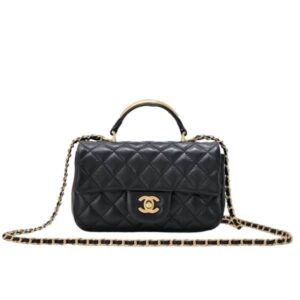 Chanel 22B Flap Bag With Gold Hardware Top Handle Black 21Cm AS2431